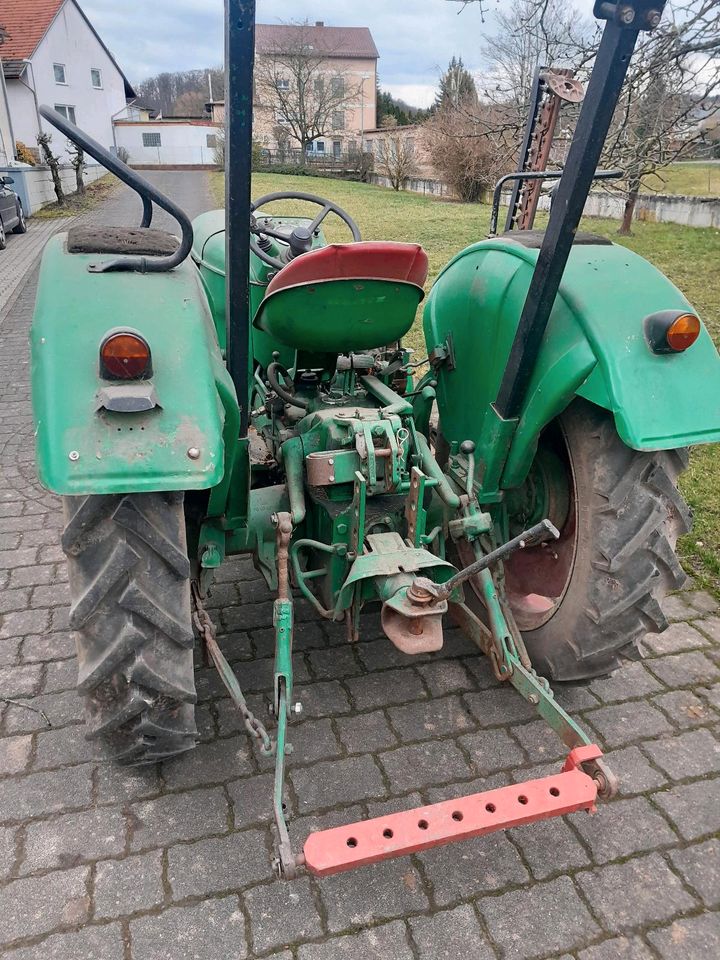 Deutz 3005 Traktor, Schlepper Oldtimer in Neckarbischofsheim