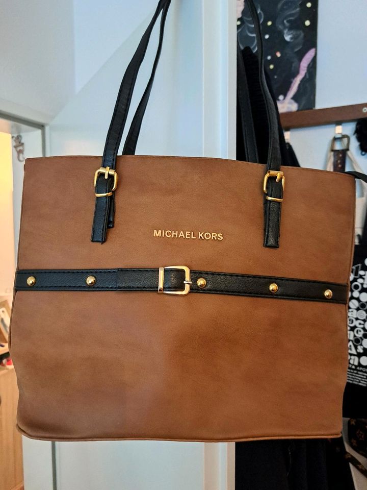 Damen umhäng Tasche neu in Köln