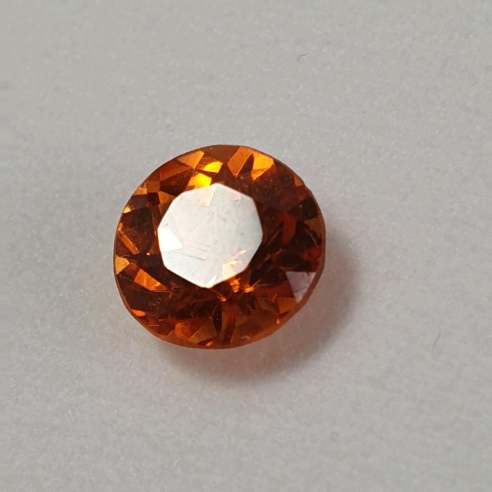 Echter rund fac. Mandarin-Granat ( 1,13 Carat ) d = 6,5 mm AAA in Recklinghausen