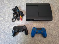 Playstation 3 mit Kabel und 2x controller  für Playstation 4 Hessen - Echzell  Vorschau