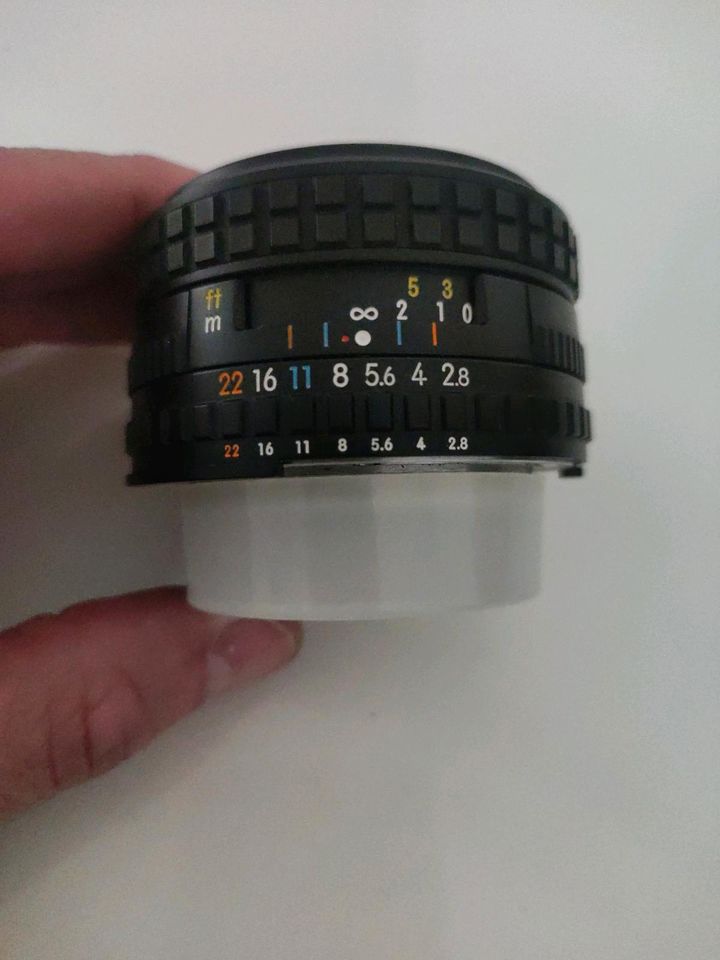 Nikon Lens series E 28mm 1:2.8 in Herne