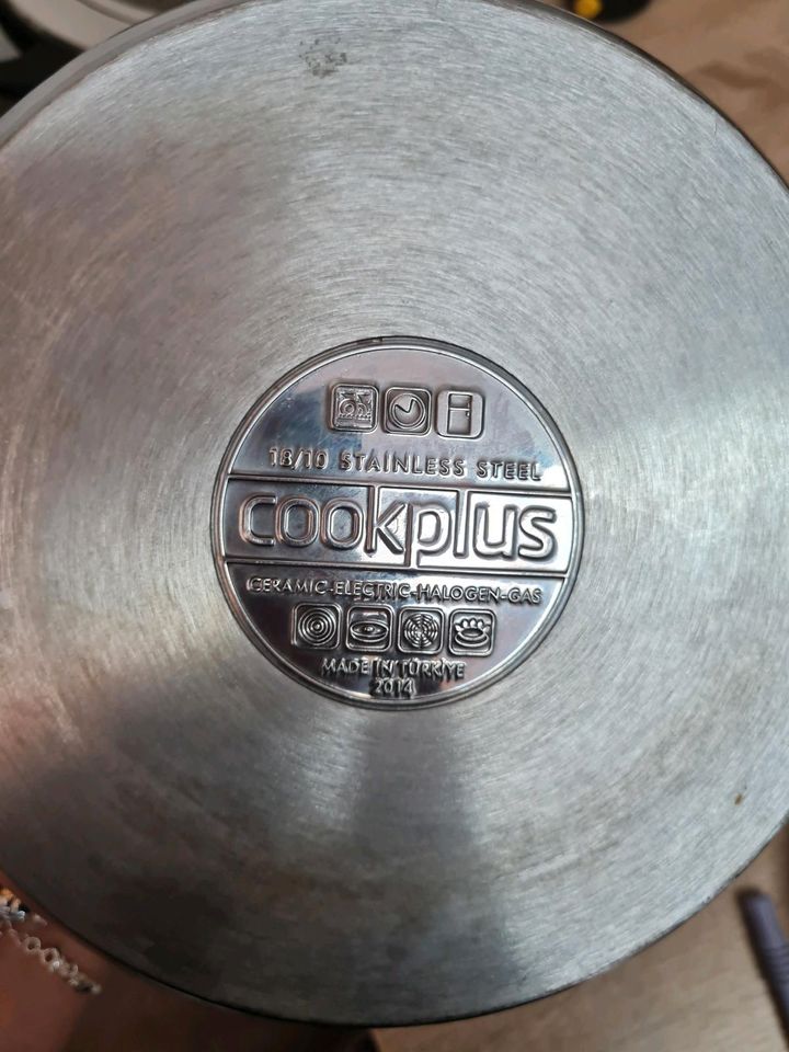 Schnellkochtopf Cookplus 2 Töpfe 2 Deckel in Ingolstadt