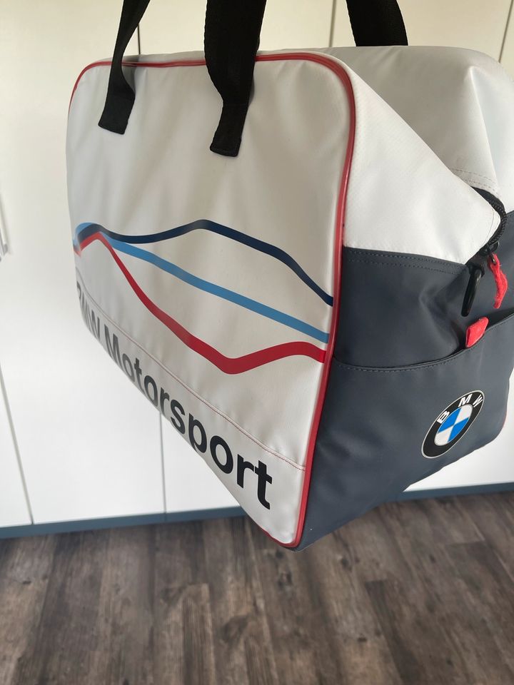 Tasche | BMW M | Sporttasche | Reisetasche | Neuwertig in Rodgau