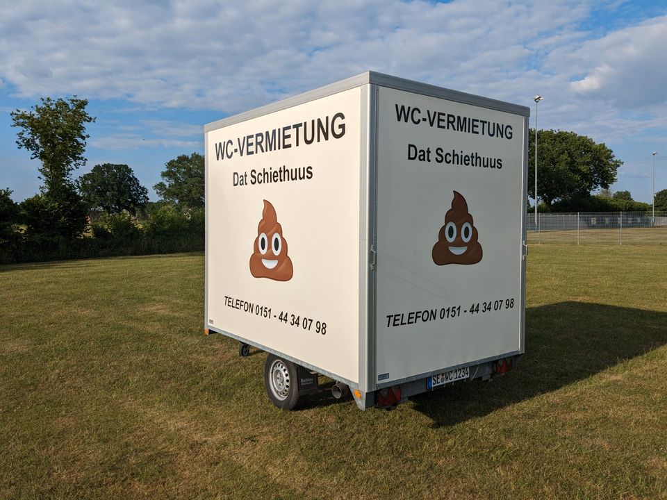 Toilettenwagen, Klowagen, Toilettenanhänger, WC Wagen, mobiles WC in Oering
