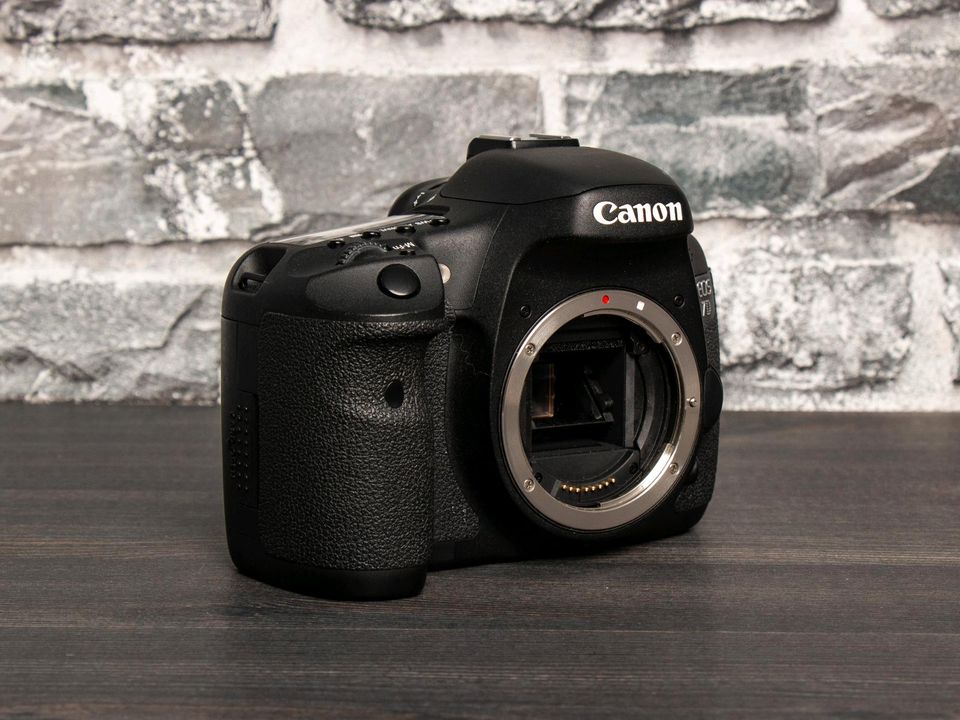 Canon EOS 7D Body !Top Zustand! DSLR Spiegelreflexkamera in Daubach