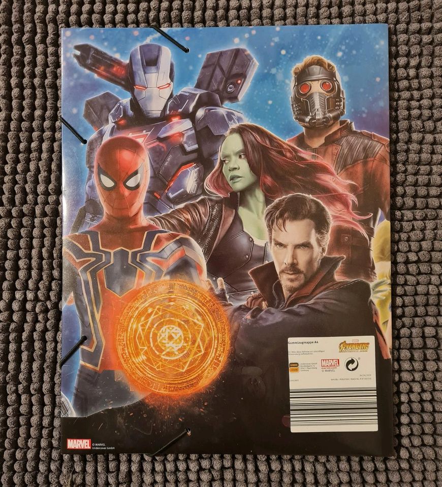 Marvel Avengers A4 Gummizugmappe (Neu) in Dorsten