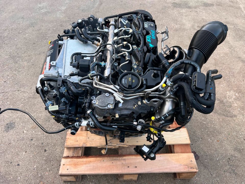 Motor CNH 51.007 2.0TDI Mit Anbauteile Audi A4 A5 A6 Q5 in Braunschweig