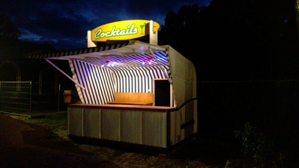 Mega Strandkorb Verkaufsstand Imbiss Cocktailbar Bierwagen Crepes in Bülstedt