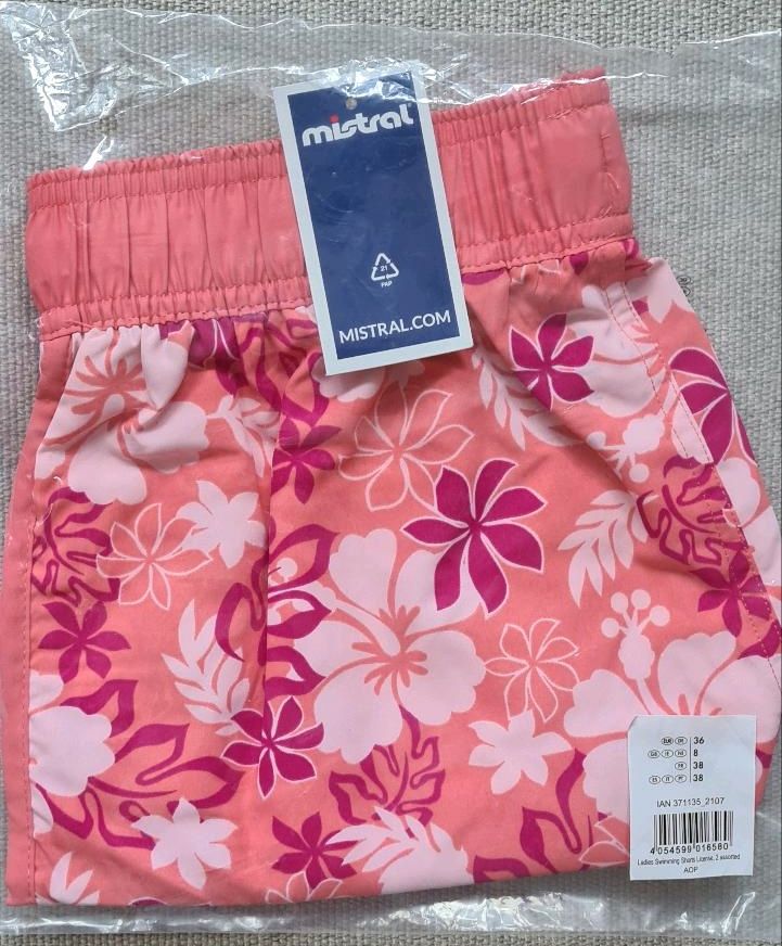 Schwimmshort und Shirt Mistral für SUP Vivid 10'6 in München