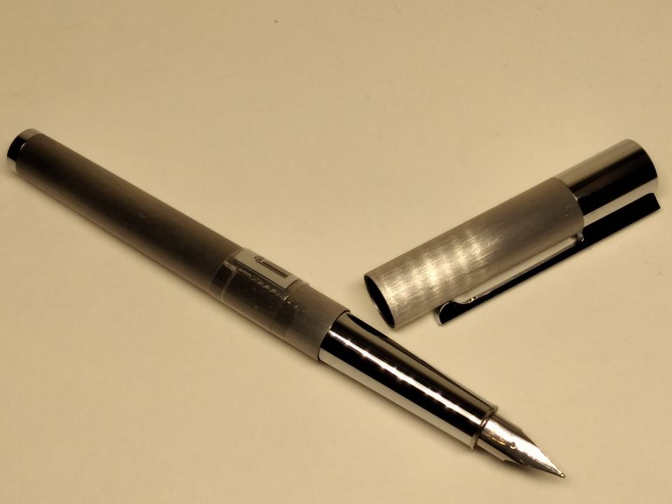 LAMY scala Füllhalter brushed in Osnabrück