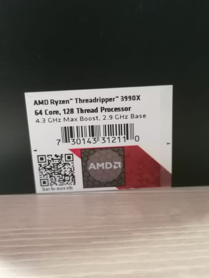 AMD RYZEN THREADRIPPER 3990X in Usingen