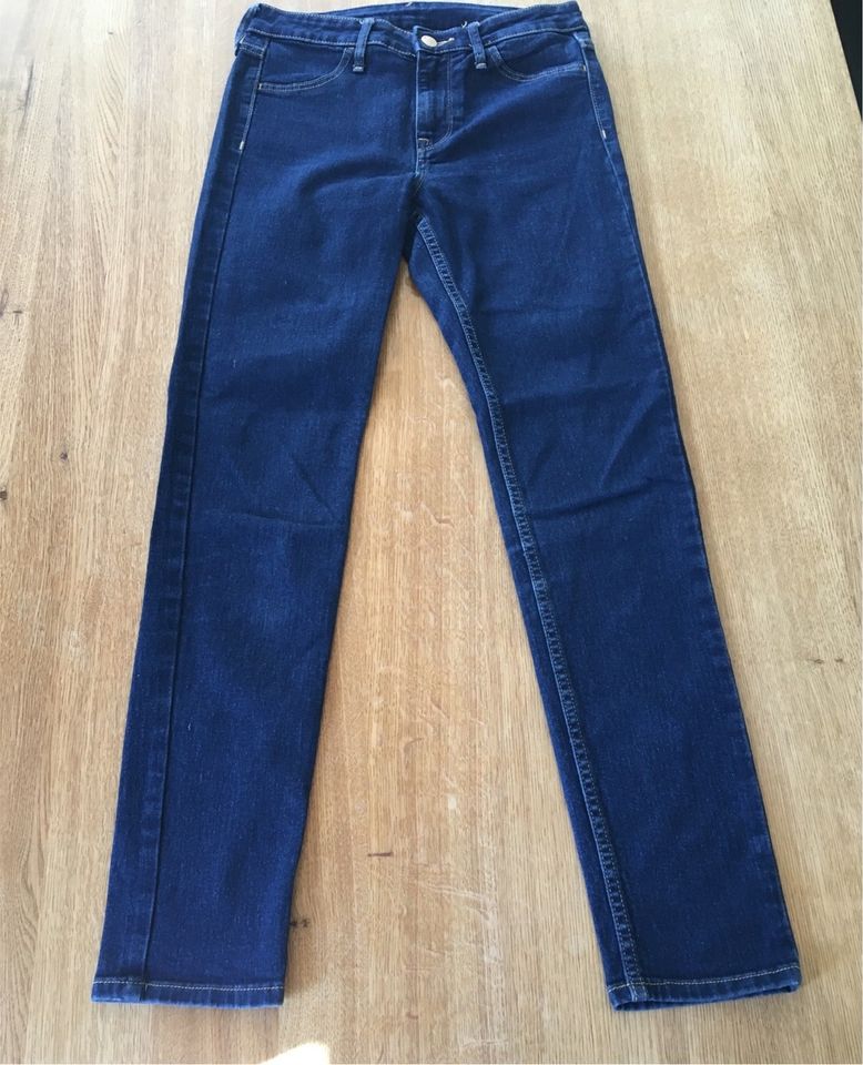 Jeans H&M, Größe 26, dunkelblau, neuwertig ⭐️ in Karlsruhe