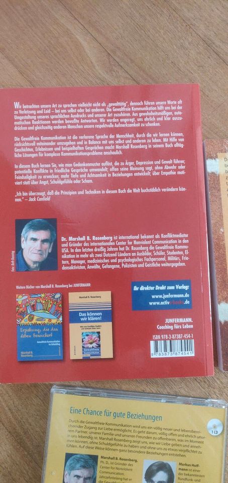 Paket M. Rosenberg 'gewaltfreie Kommunikation ', 2 Bücher, 1 CD in Gundelfingen