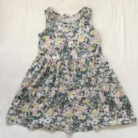 schönes H&M Kleid Gr. 98/104 mit Blumen wie neu Bayern - Schwabach Vorschau