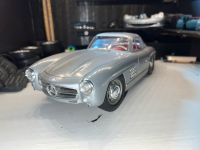 Modellauto 1:18 Mercedes 300 SL defekt Niedersachsen - Tarmstedt Vorschau