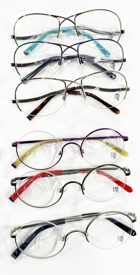 100 Stk Brillenfassungen, versch. Modelle, Farben und Designs, Großhandel Restposten in Tanna