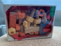 Kinderspielzeug | Holzkiste mit Werkzeug Nordrhein-Westfalen - Korschenbroich Vorschau