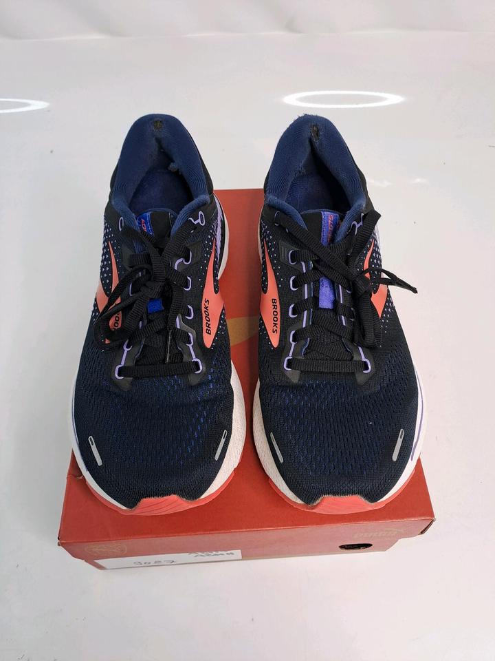 Brooks Adrenaline Gts 22 Medium B Damen Laufschuhe Schuhe 40.5 in Mühlacker
