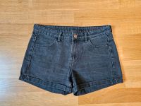 Jeans Shorts Damen in schwarz Größe 38 Bayern - Wittelshofen Vorschau