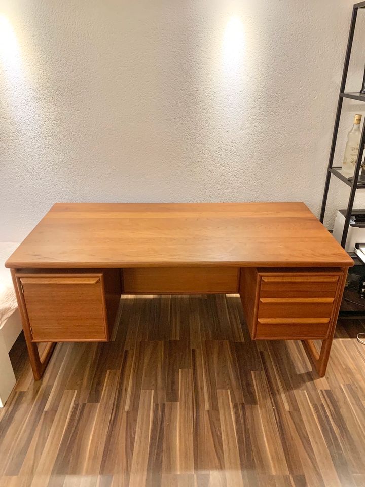 Teak Schreibtisch Desk Table GV Gasvig Møbler Denmark 60er Mid in Hannover