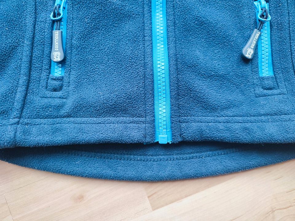 *TOP* Fleecejacke Trollkids Stavanger Gr. 104 blau in Hagen