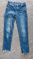Jeans v. C&A ~ Größe 36 "mit Rose skinny" Bayern - Siegsdorf Vorschau