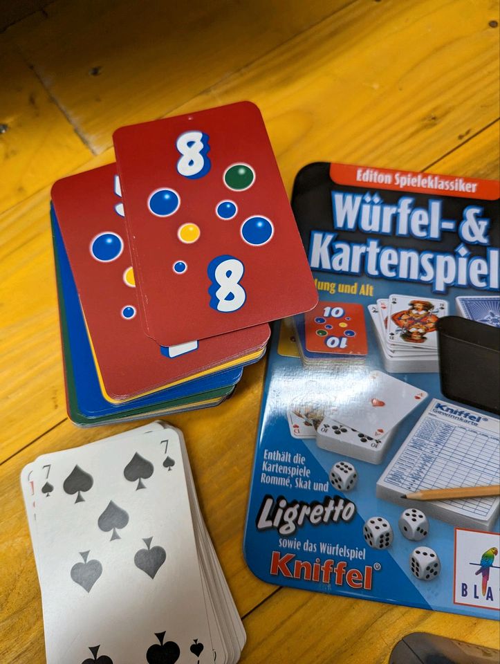 NEU Würfel -/Kartenspiel Sammlung in Baabe