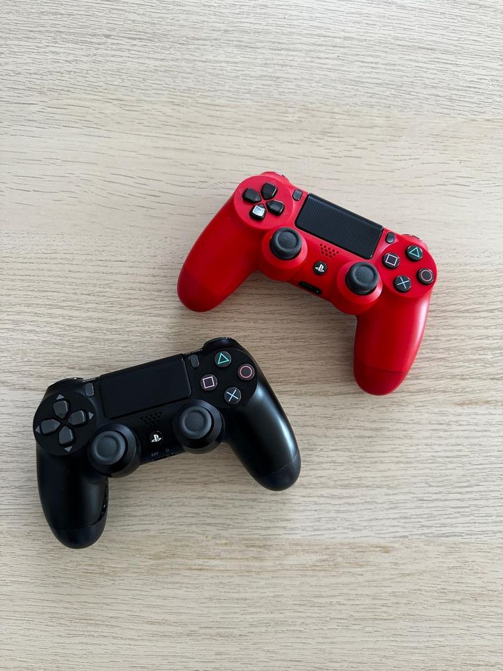 PlayStation 4 Spiele & Controller in Steinbach-Hallenberg (Thüringer W)