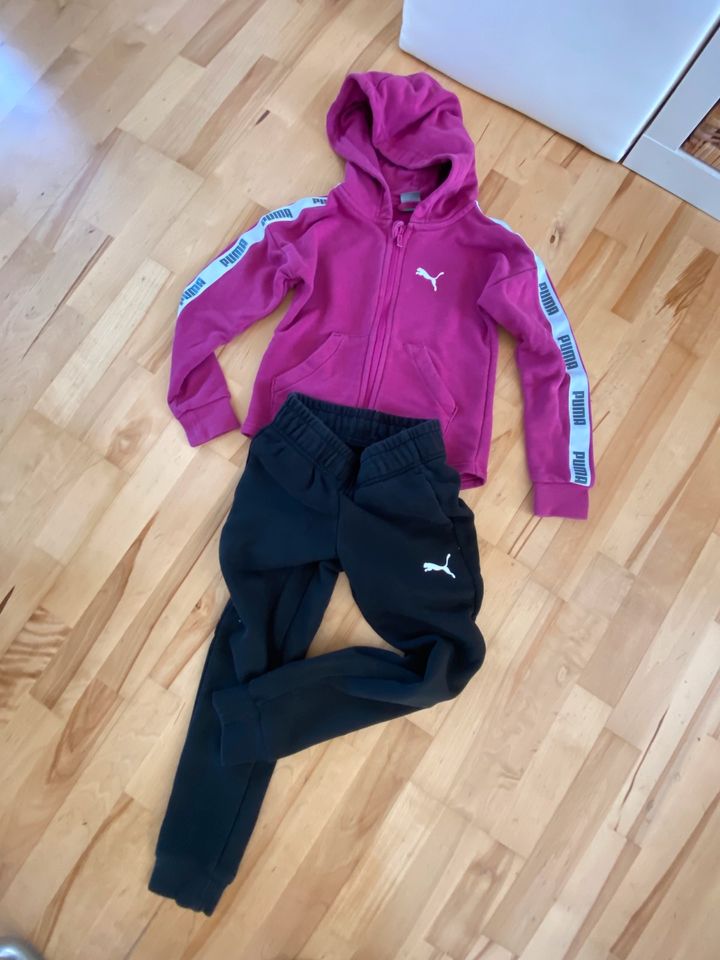 PUMA Jogging Anzug – Mädchen – Größe XS in Bamberg