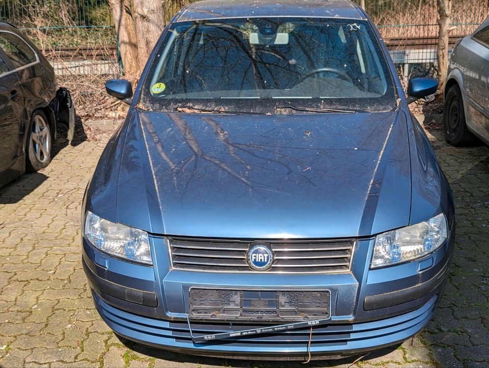 Fiat Stilo JTD Schlachtfest Ersatzteile, Diesel (272) in Delmenhorst