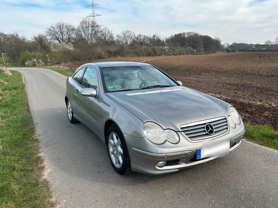 !TOP! Mercedes-Benz C180 Kompressor Sportcoupé mit nur 109 tkm in Neukirchen-Vluyn