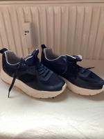 Sportschuh von Esprit Berlin - Marzahn Vorschau