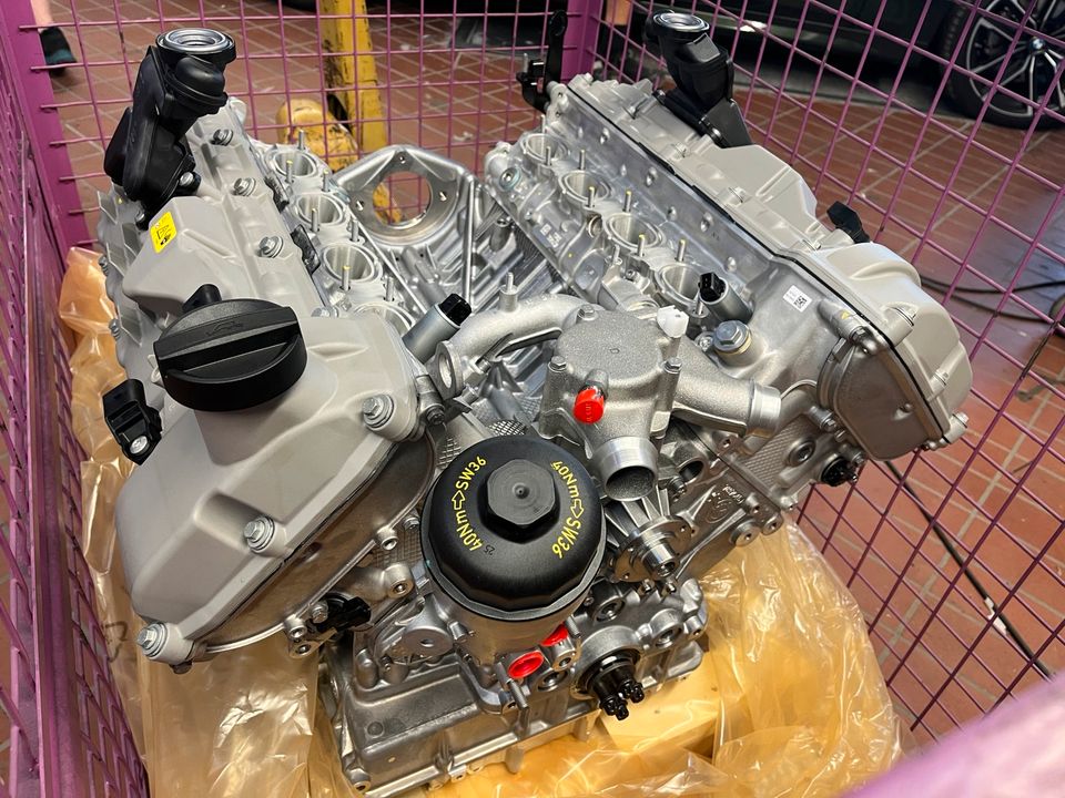 BMW M3 S65 V8 Motor 420ps 309kw Triebwerk Neu S65b40 E92 E90 in Geiselhöring