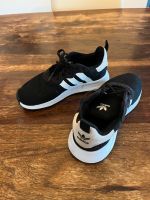 Adidas Kinderturnschuh Größe 33 Rheinland-Pfalz - Göllheim Vorschau