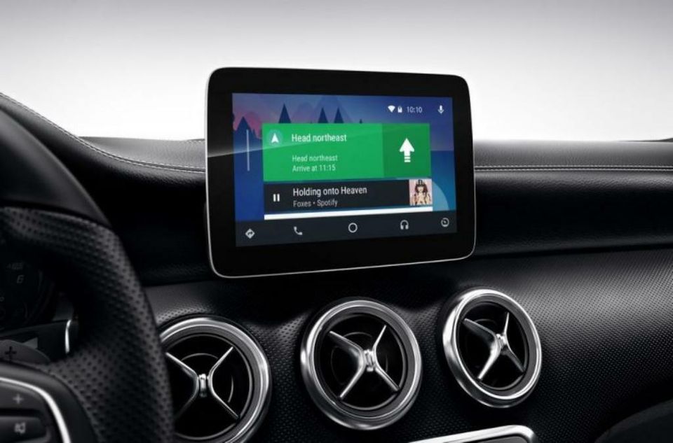 Mercedes Apple CarPlay™ Android Auto™ Nachrüstung Freischaltung in Stuttgart