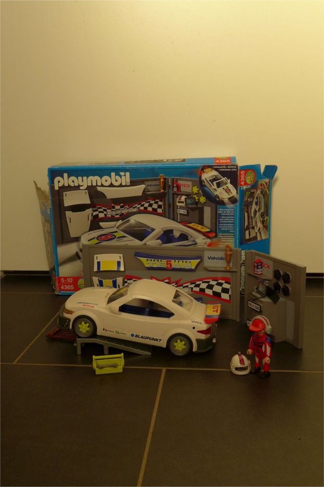 Playmobil Tuning-Rennwagen mit Licht+Unterbodenbeleuchtung 4365 in Bochum