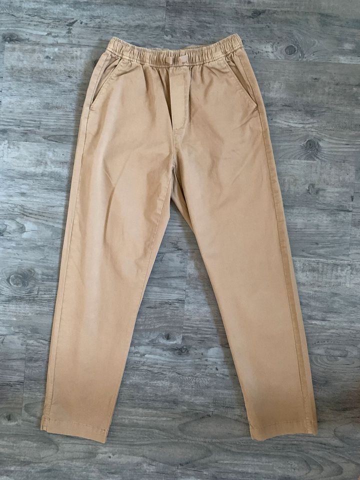 Zara gerade geschnittene Hose Jogger beige Gr. 164 *NEU* in Jörl