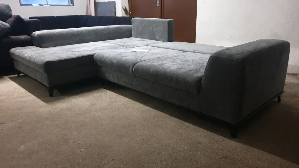 Xxl Ecksofa schlaffunktion Bettkasten Sofa Couch Wohnlandschaft in Sundern (Sauerland)