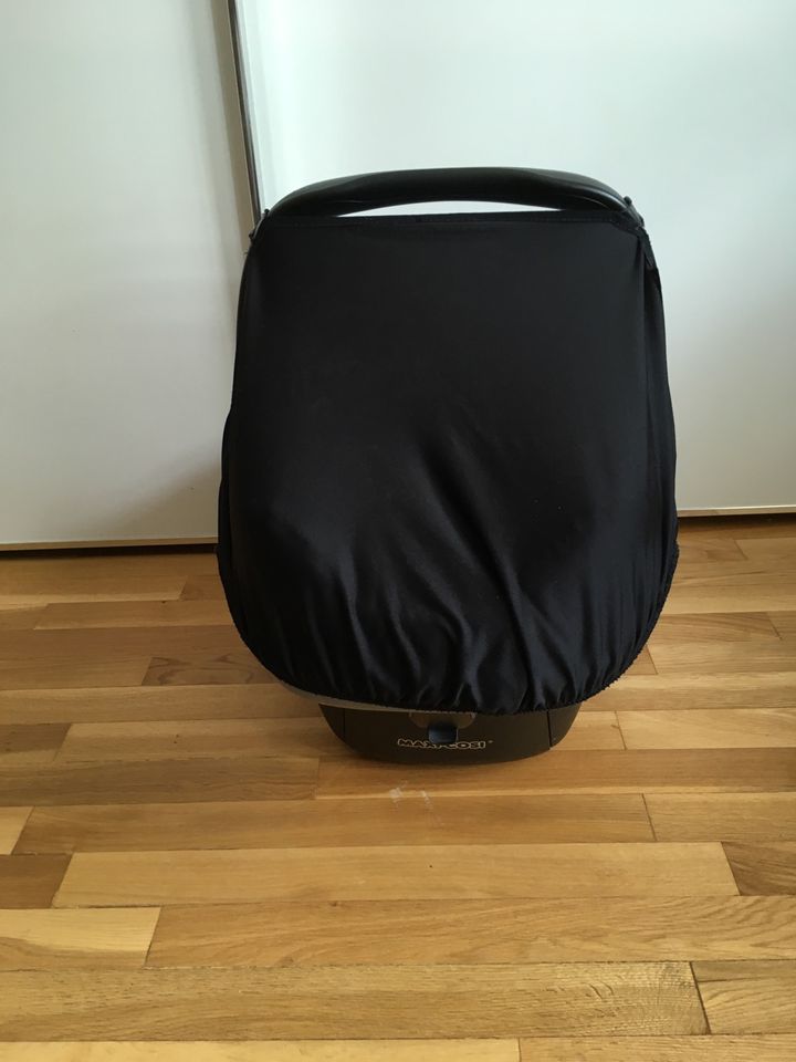 Babyschale/ Baby-Kindersitz von maxi cosi pepple in Brackel