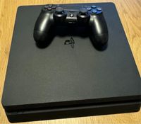 PlayStation 4 Slim mit einem Controller Nordrhein-Westfalen - Hövelhof Vorschau