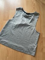 H&m kurzes Sport top grau Fitness xs 34 Frankfurt am Main - Nordend Vorschau