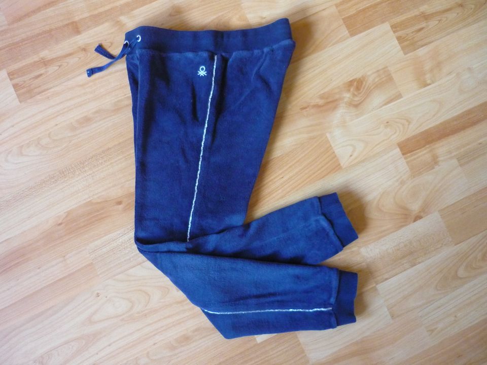 Benetton Jogginghose/ Sweathose/ Sporthose/ Trainingshose Gr.128 in Mülheim (Ruhr)