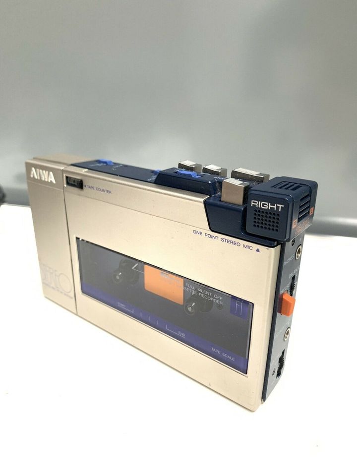 Aiwa HS-F1 Walkman (Kassettenrekorder) in Lörrach