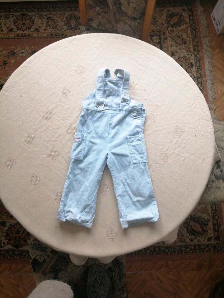 Retro-Kinderkordhose in Seebad Bansin