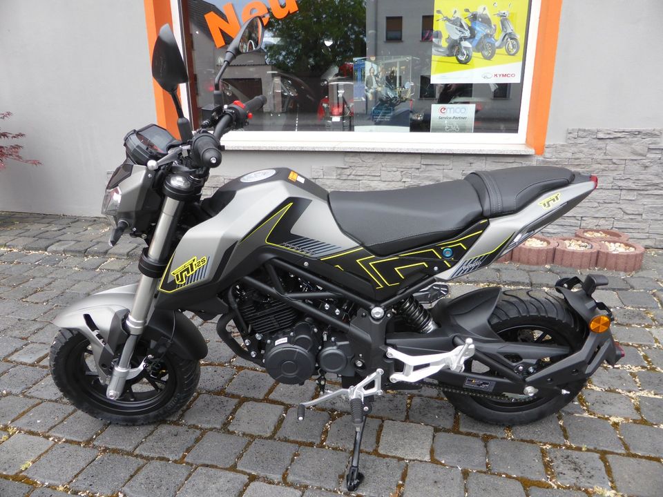 BENELLI TNT 125 TORNADO NAKED T 125 NEU --SOFORT VERFÜGBAR-- in Halle