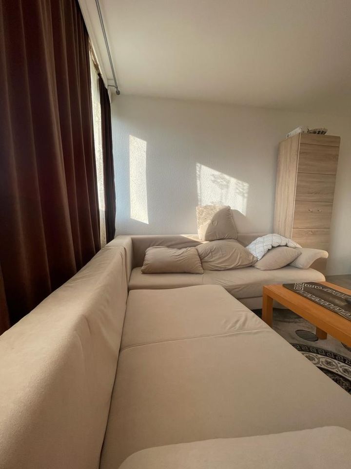 Helle 1-Zimmer Wohnung mit Einbauküche, Balkon und Weitblick in Sindelfingen