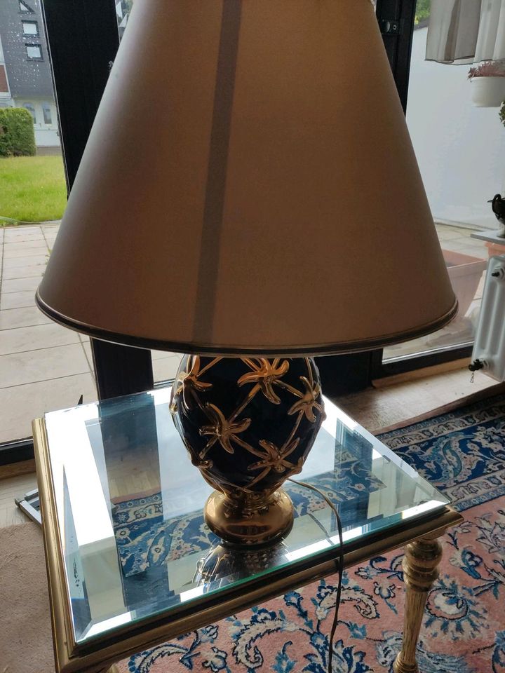 2 lampen deko porzellan keramik marinblau mit vergoldung in Köln