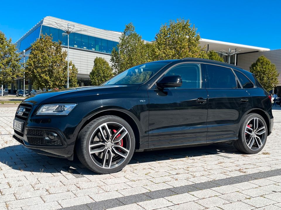 Audi SQ5 competition plus in Esslingen