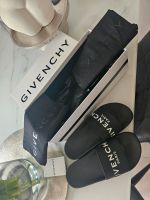 Givenchy Badelatschen Sliders Sandale schwarz Nordrhein-Westfalen - Oberhausen Vorschau
