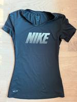 Nike Sportshirt XS/S Sachsen - Radebeul Vorschau